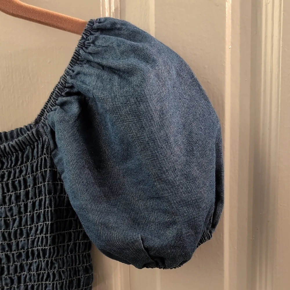 Vince Camuto Denim Blue Puff Sleeve Romper - Picture 6 of 7